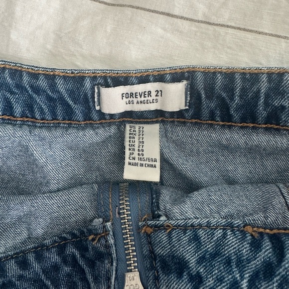 Skirt - Picture 2 of 3